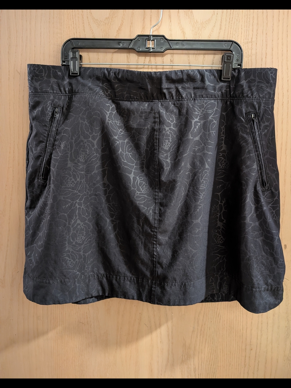 Orvis Black Skort